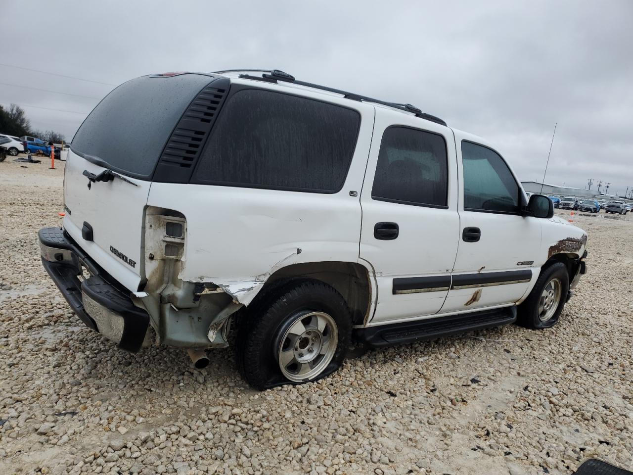 2002 Chevrolet Tahoe - Image 3