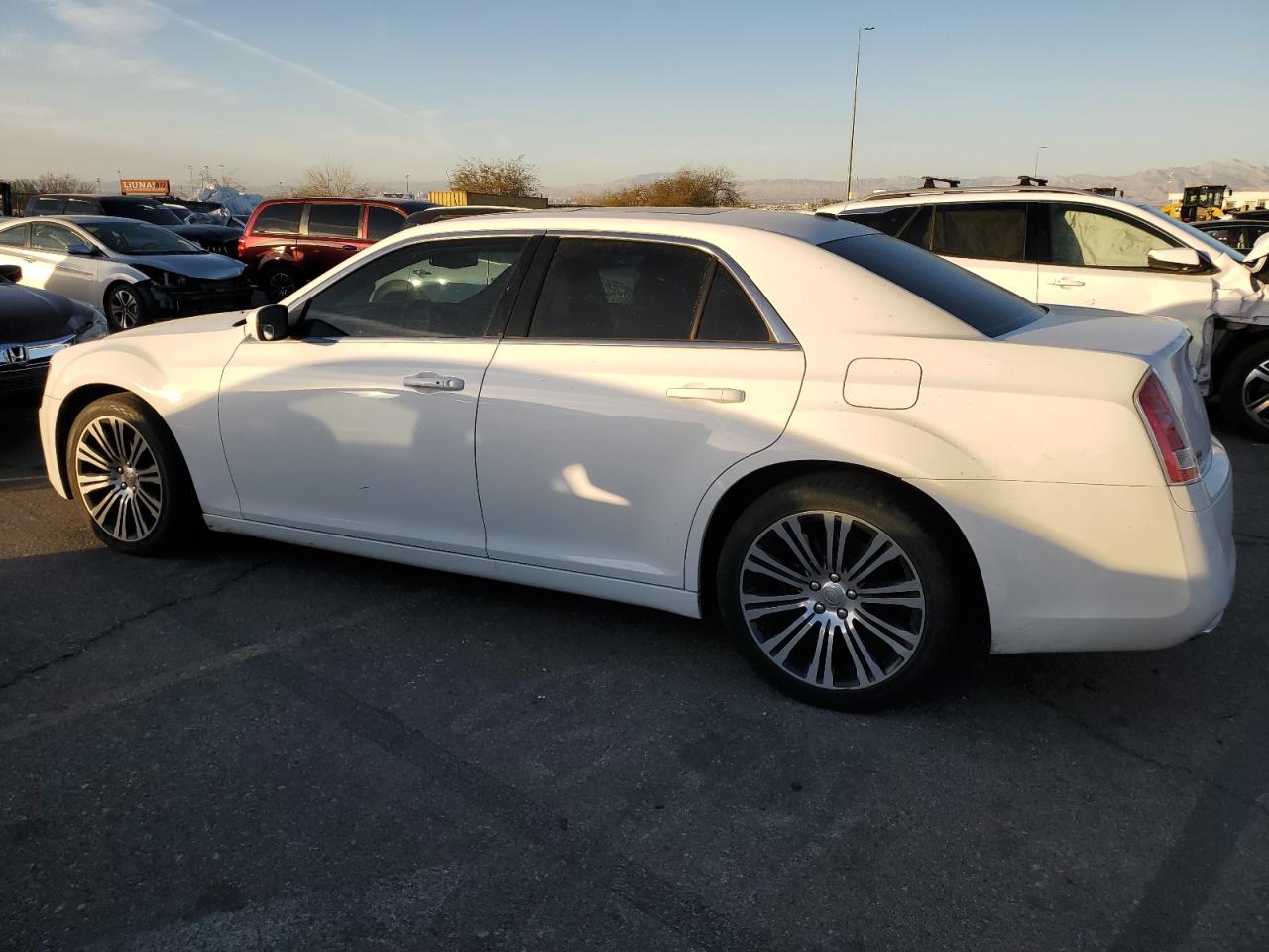 2014 Chrysler 300 - Image 2