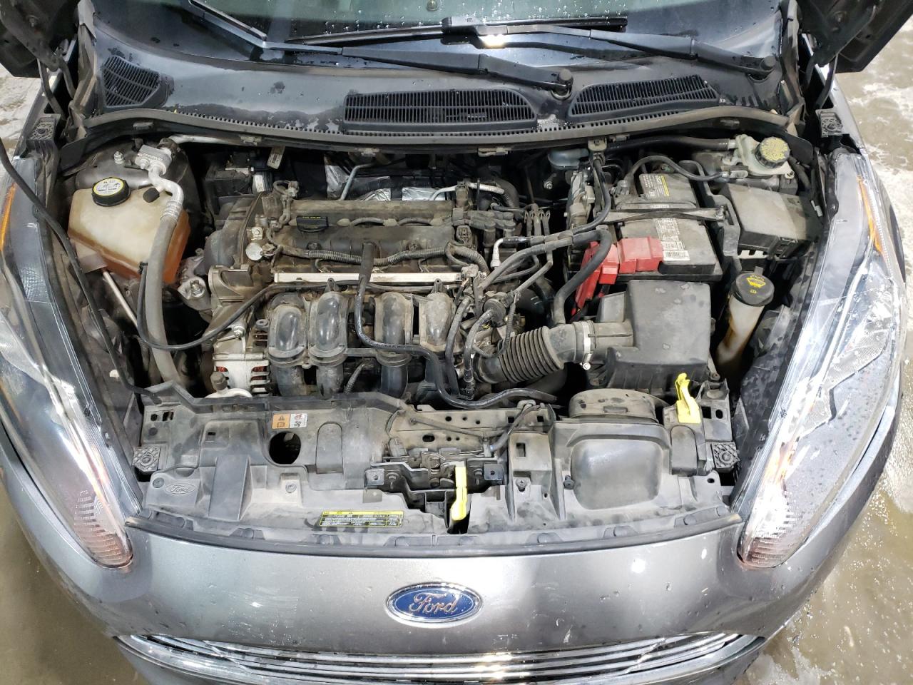 2014 Ford Fiesta - Image 12