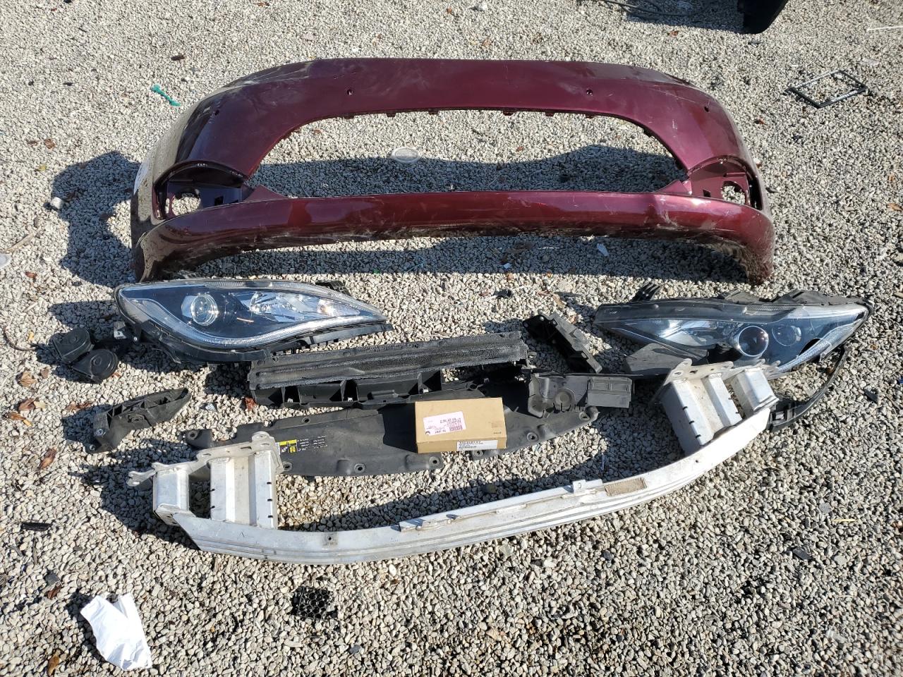 2017 Chrysler Pacifica - Image 13
