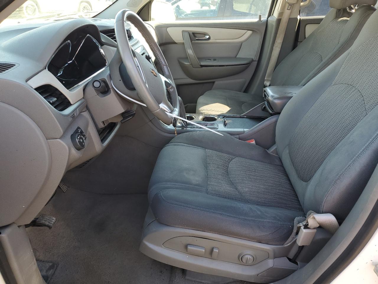2015 Chevrolet Traverse - Image 7