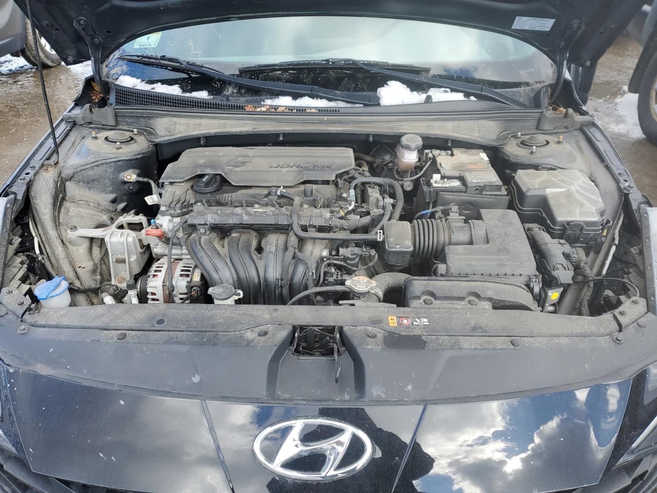 2021 Hyundai Elantra - Image 11