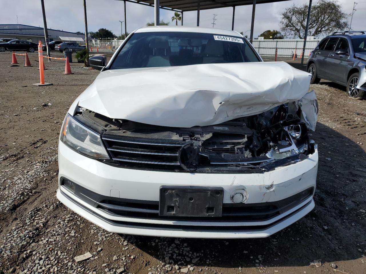 2016 Volkswagen Jetta - Image 5