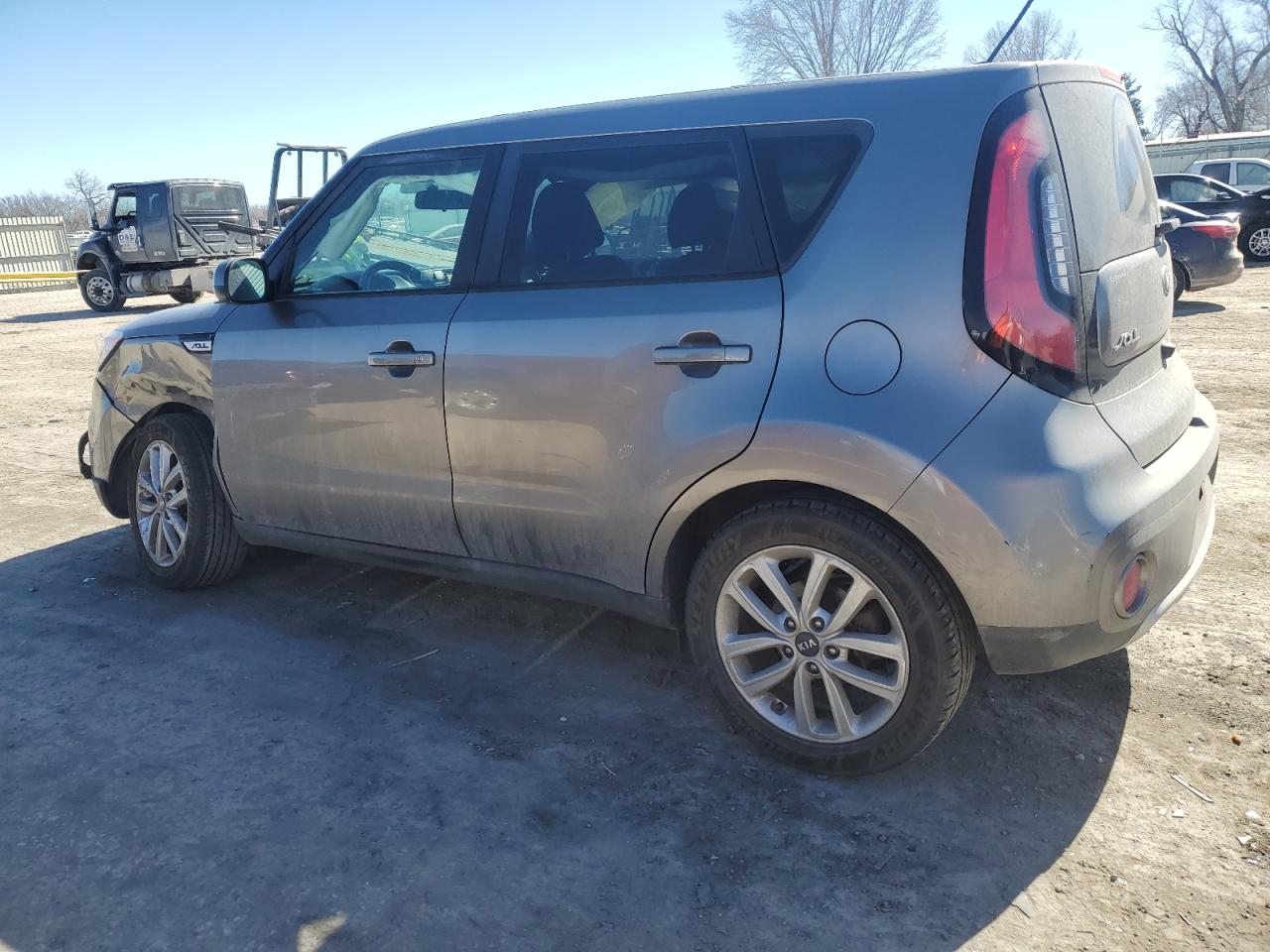 2017 Kia Soul - Image 2
