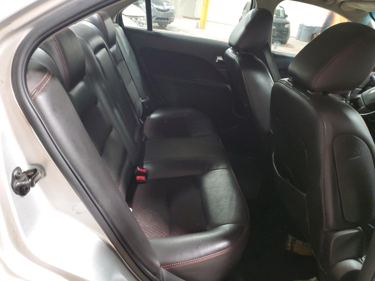 2009 Ford Fusion - Image 10