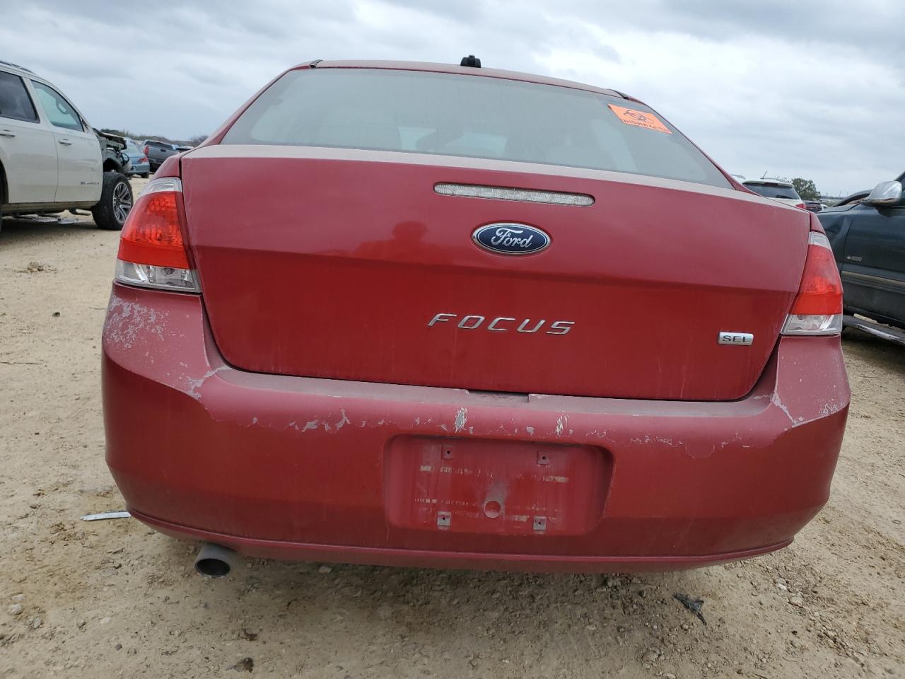 2010 Ford Focus - Image 6