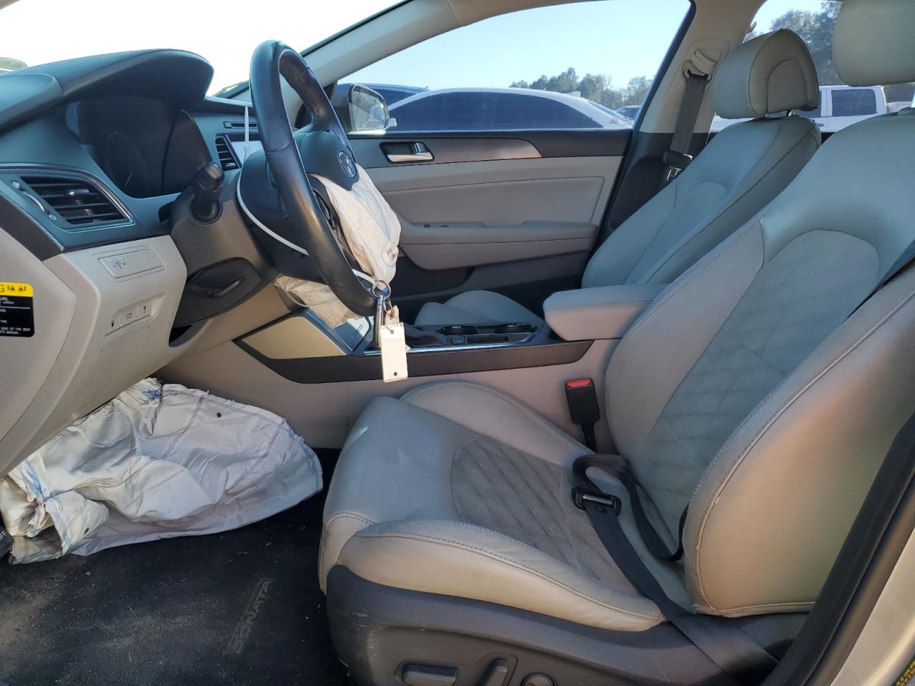 2017 Hyundai Sonata - Image 7