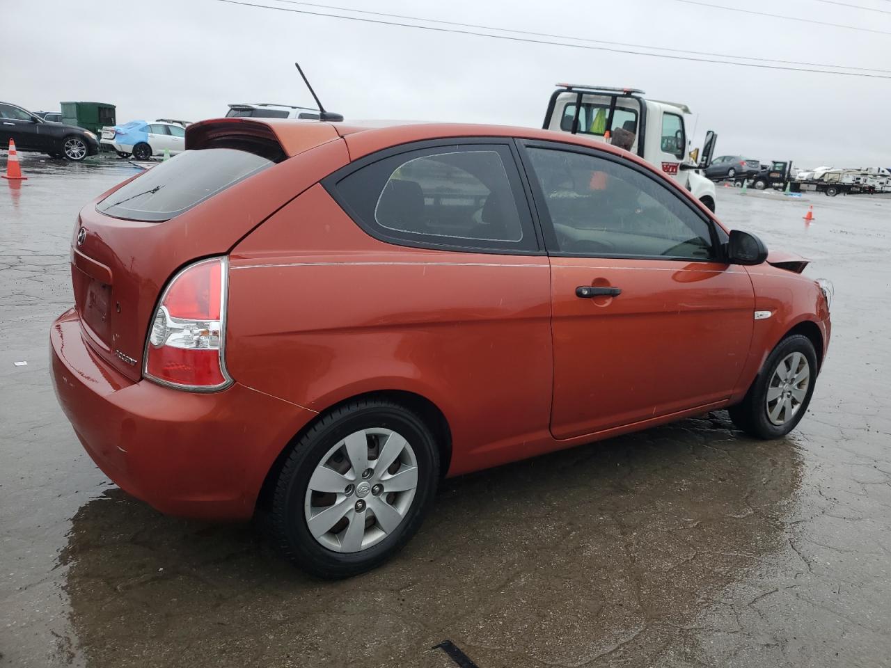 2008 Hyundai Accent - Image 3