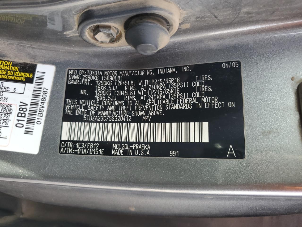 2005 Toyota Sienna - Image 13