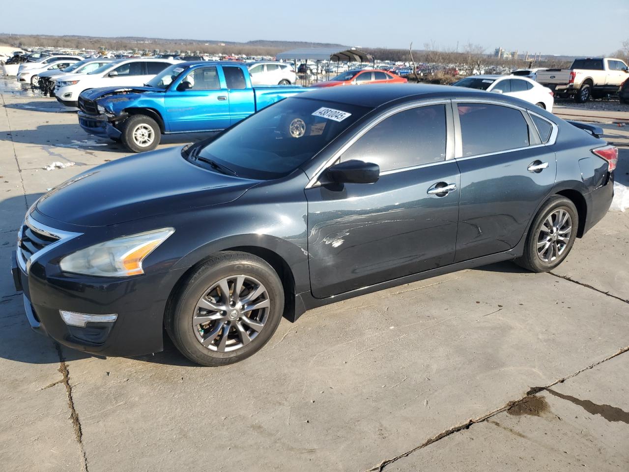 2015 Nissan Altima - Image 1