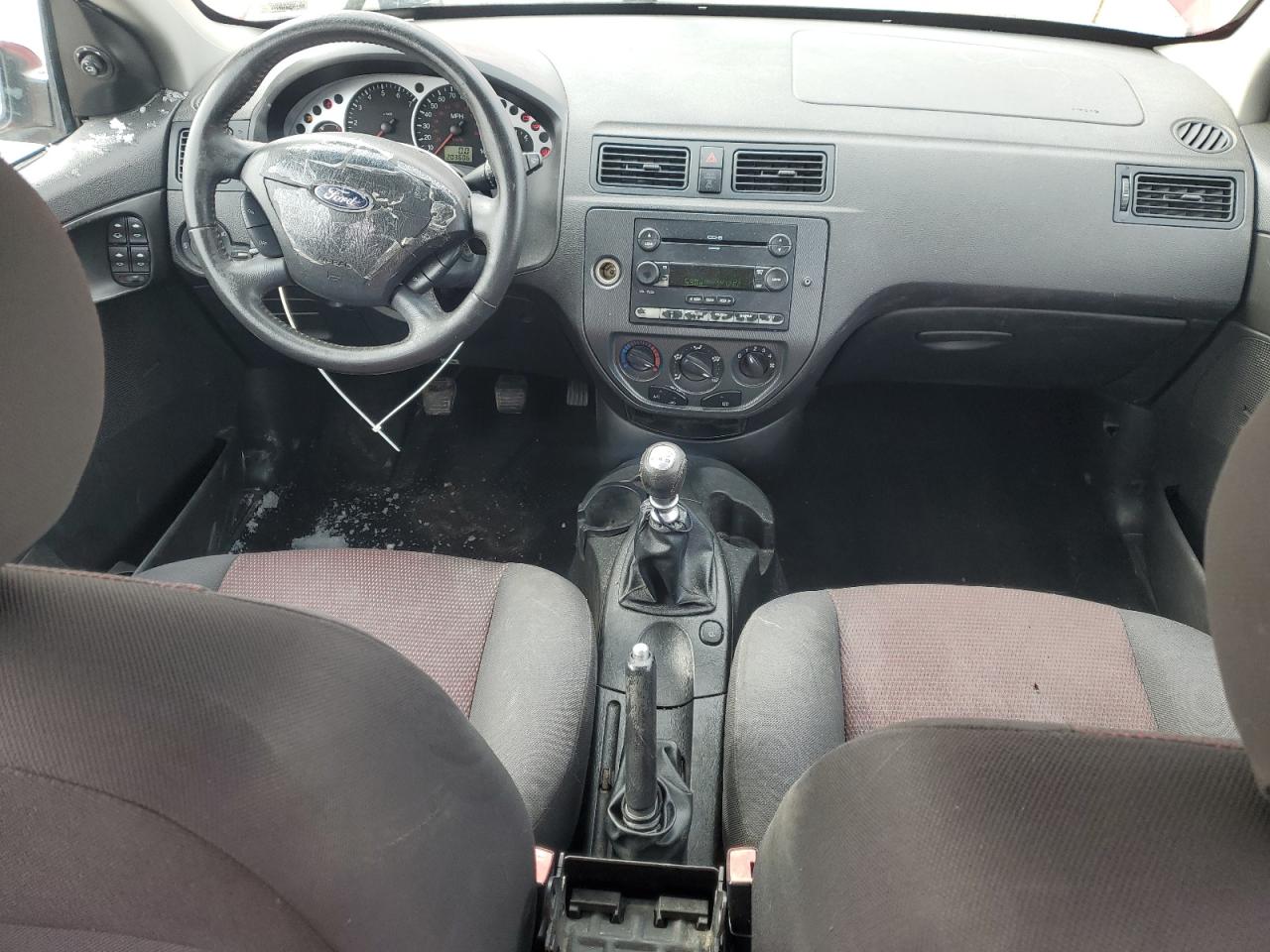 2005 Ford Focus - Image 8