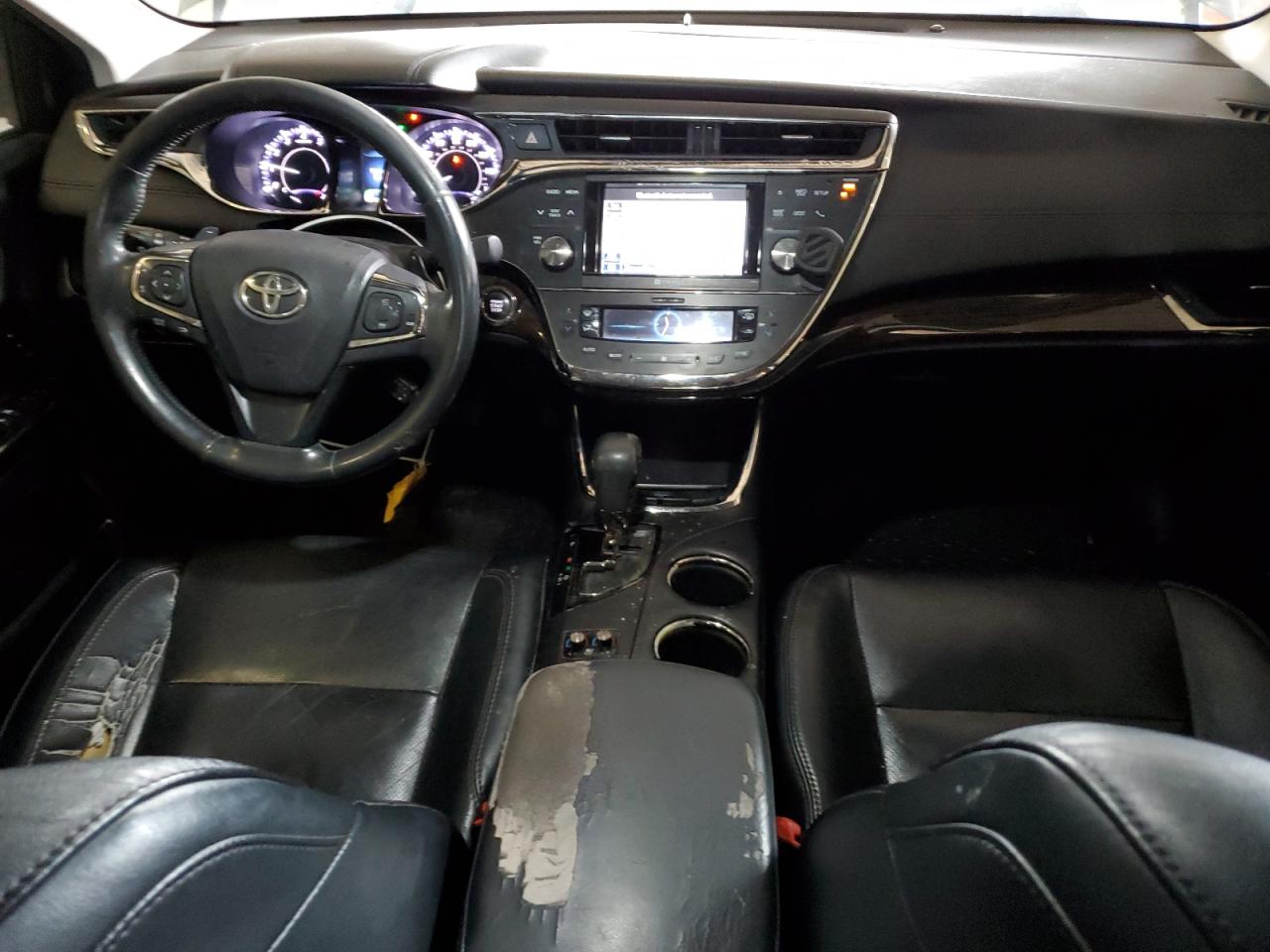 2013 Toyota Avalon - Image 8