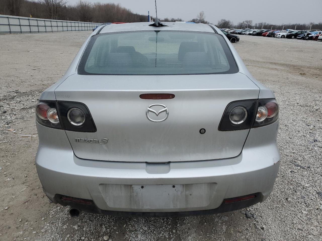 2009 Mazda 3 - Image 6