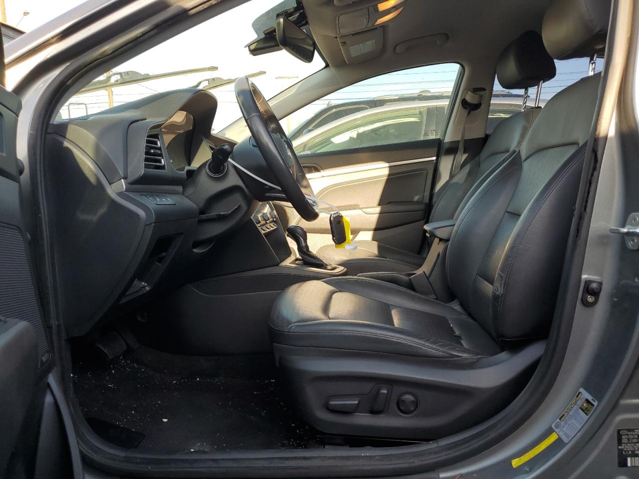 2019 Hyundai Elantra - Image 7