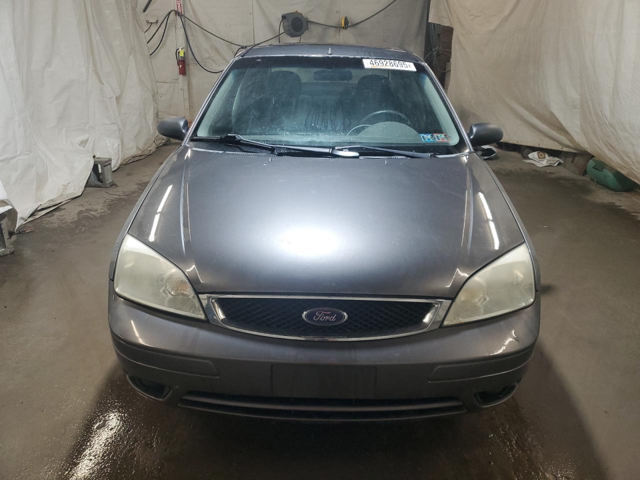 2007 Ford Focus - Image 5