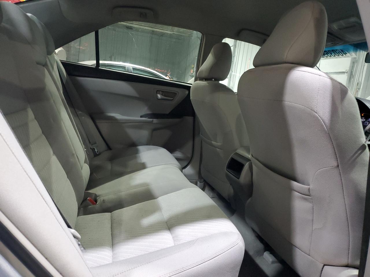 2016 Toyota Camry - Image 10