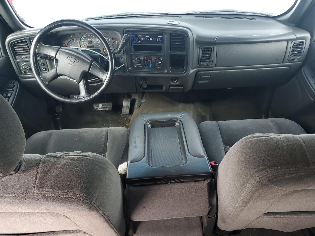 2005 Chevrolet Silverado - Image 8