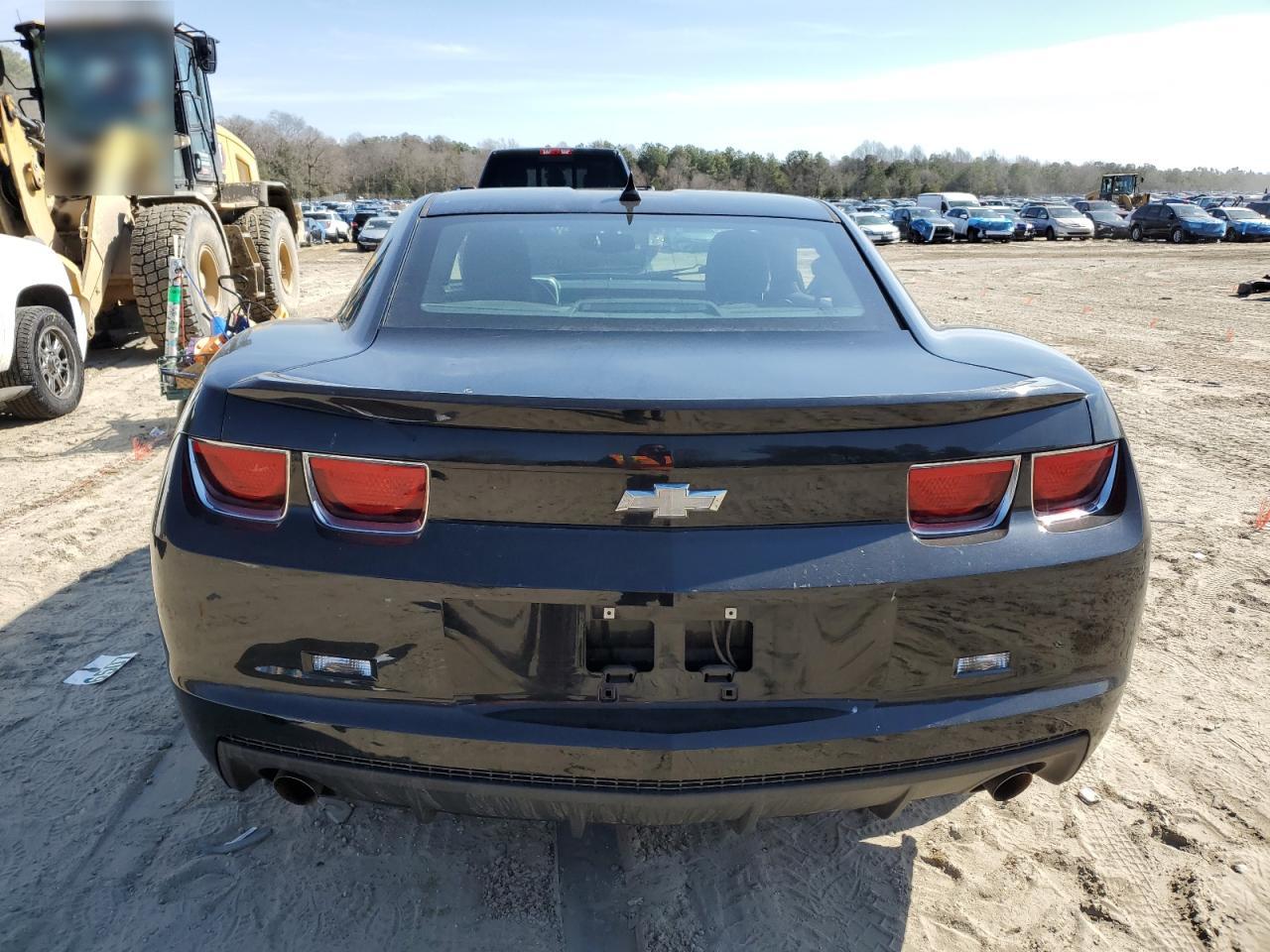 2012 Chevrolet Camaro - Image 6