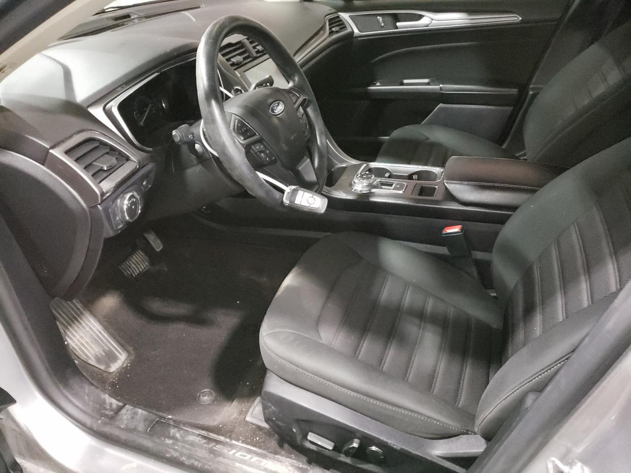 2020 Ford Fusion - Image 7