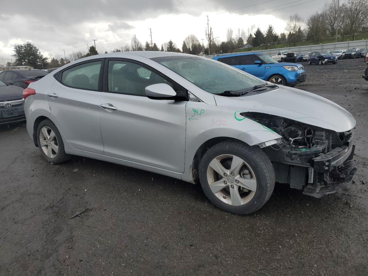 2013 Hyundai Elantra - Image 4