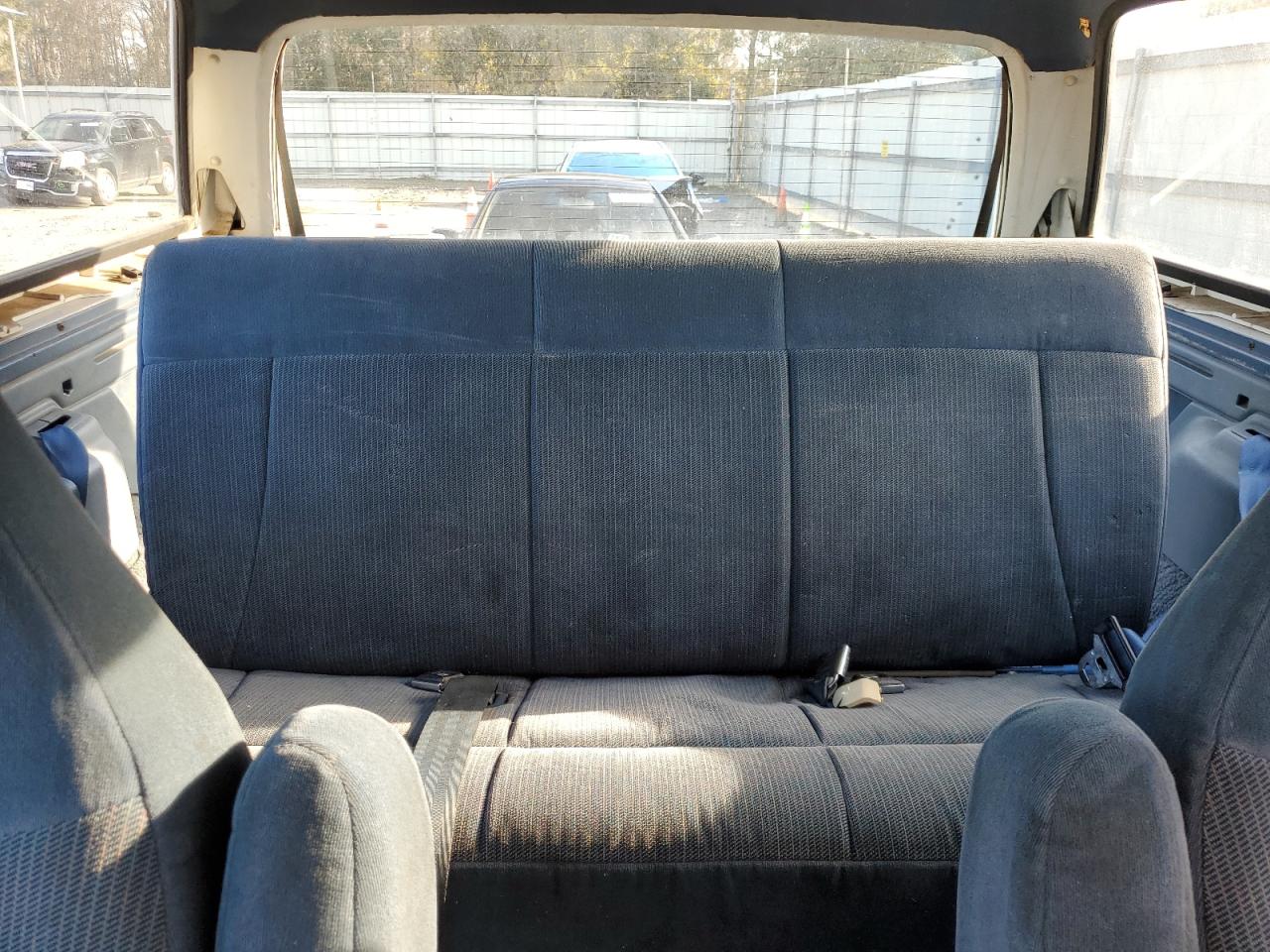 1994 Ford Bronco - Image 10