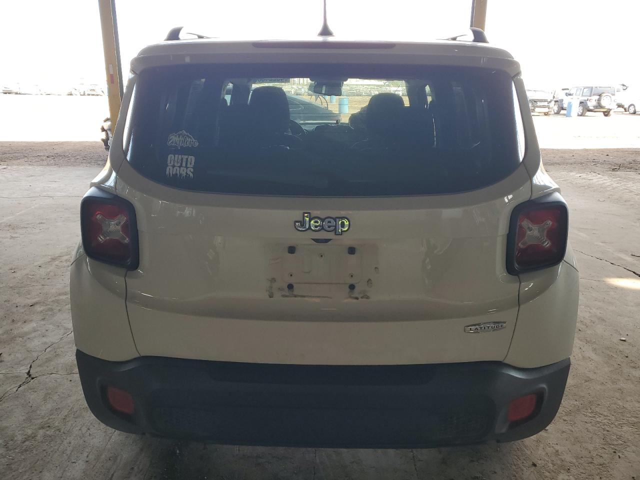 2016 Jeep Renegade - Image 6