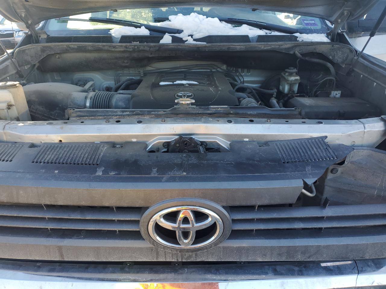 2014 Toyota Tundra - Image 11