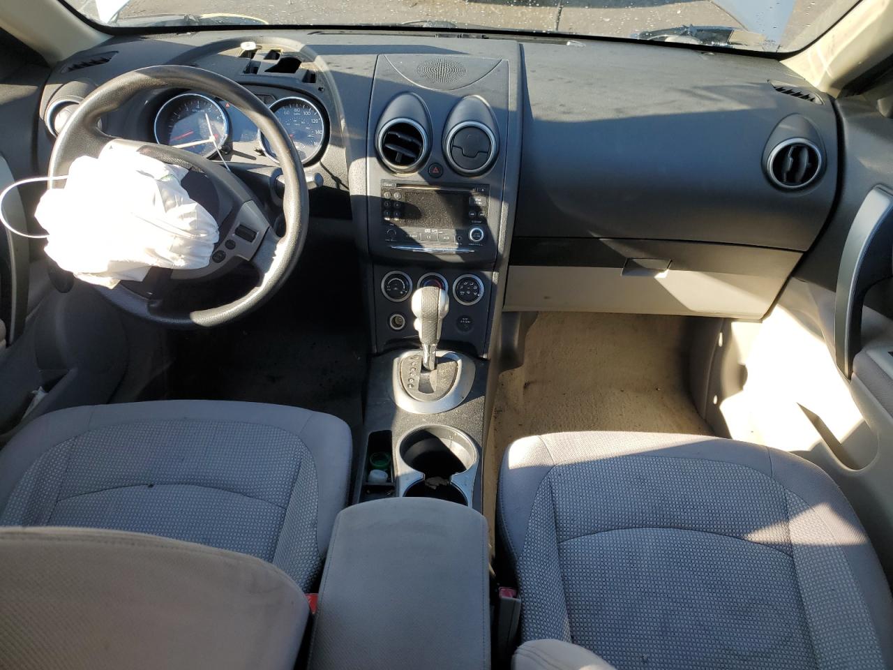 2011 Nissan Rogue - Image 8