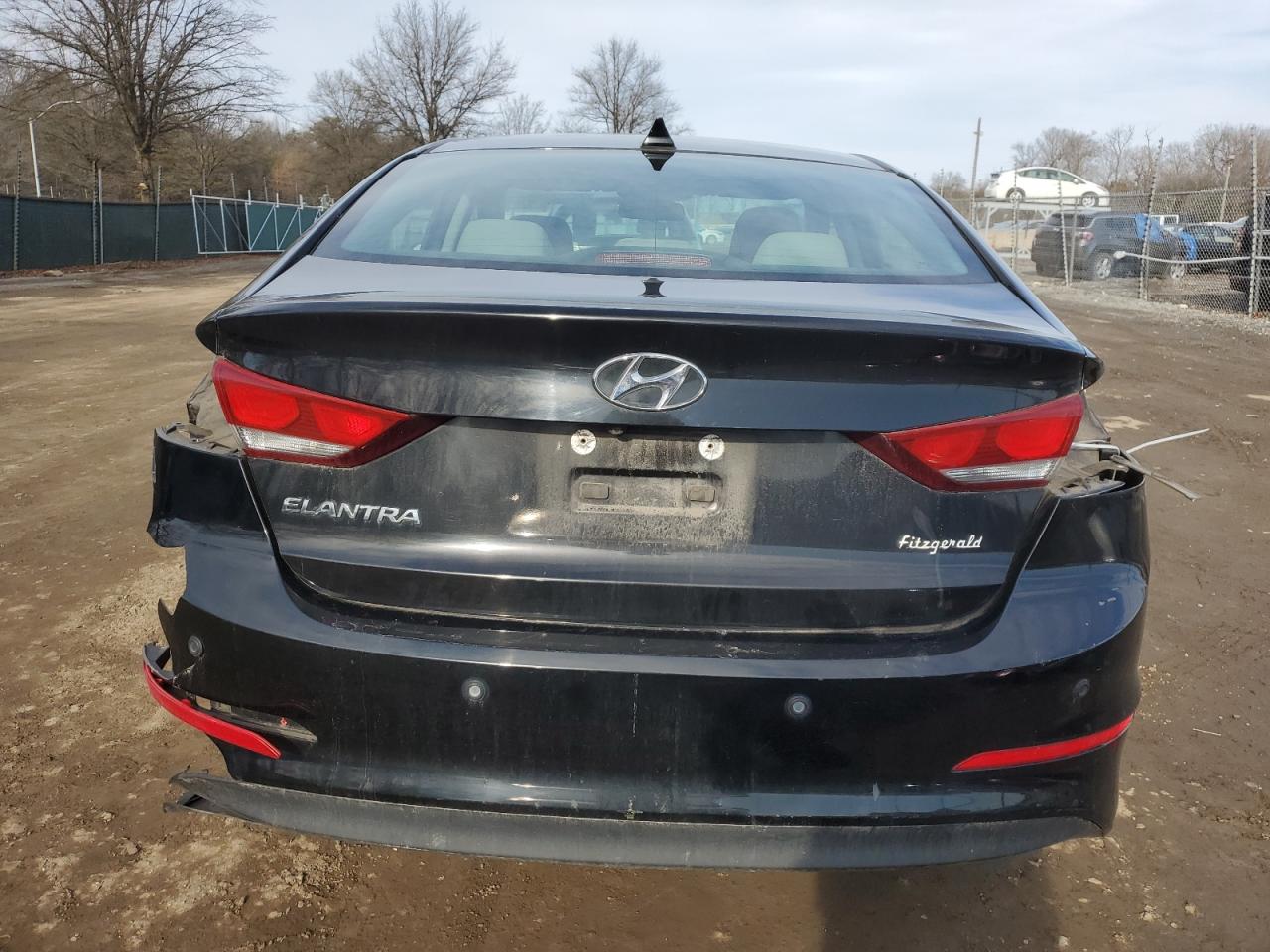 2018 Hyundai Elantra - Image 6