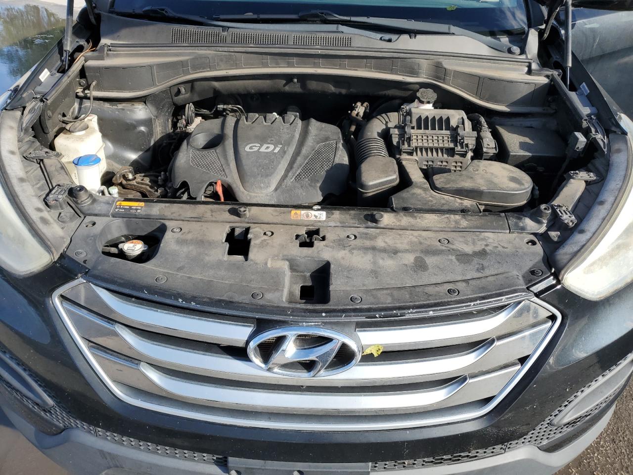 2015 Hyundai Santa Fe - Image 13