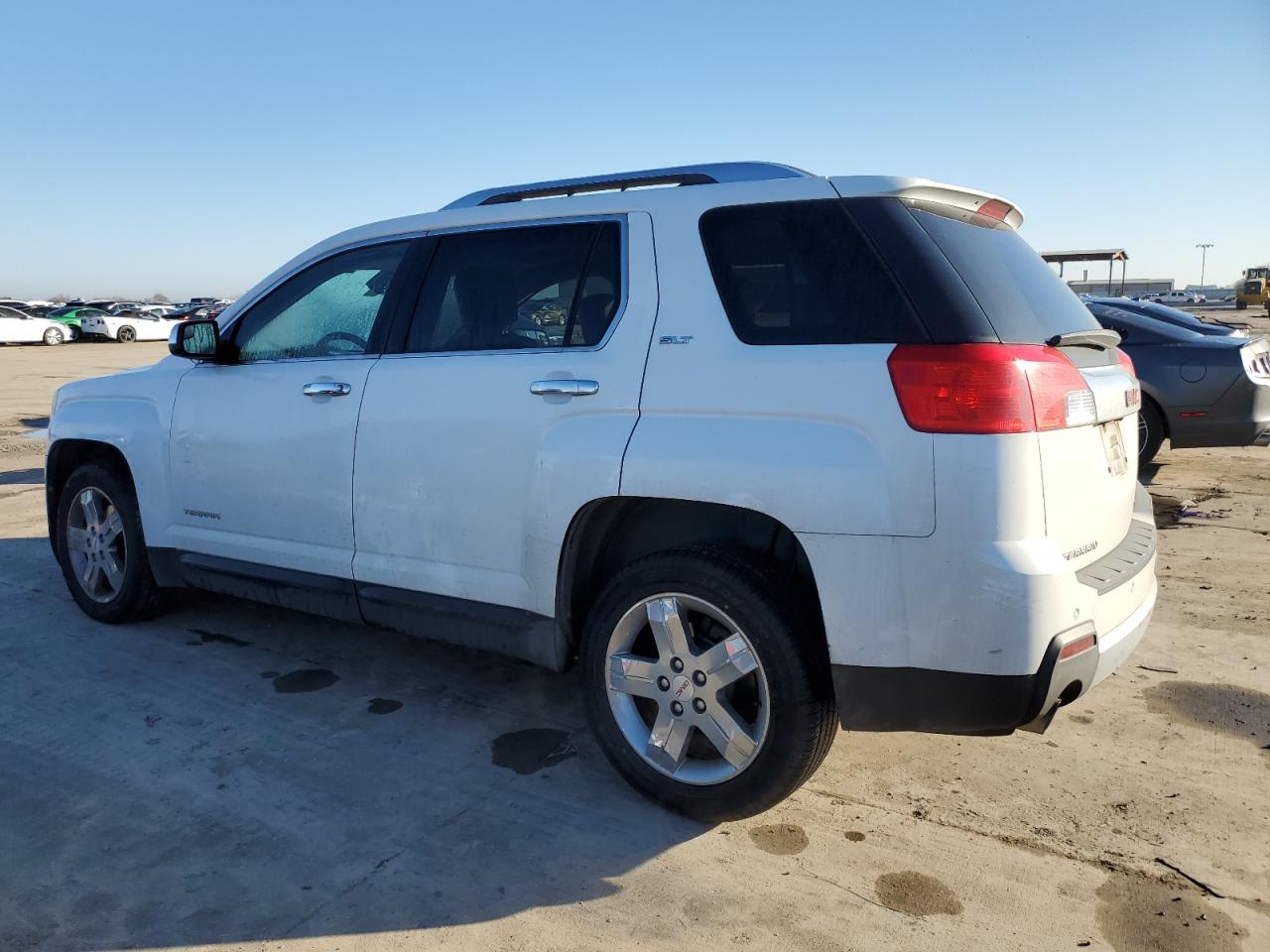 2012 GMC Terrain - Image 2