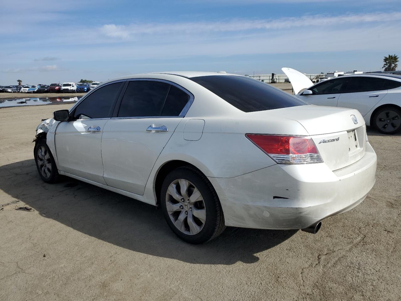 2010 Honda Accord - Image 2