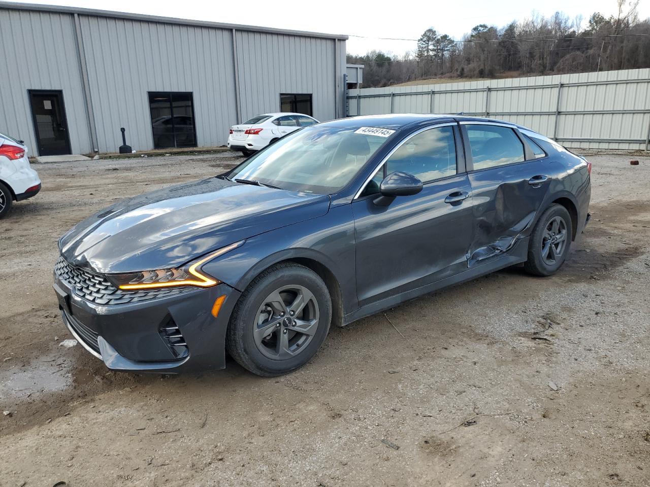 2022 Kia K5 - Image 1