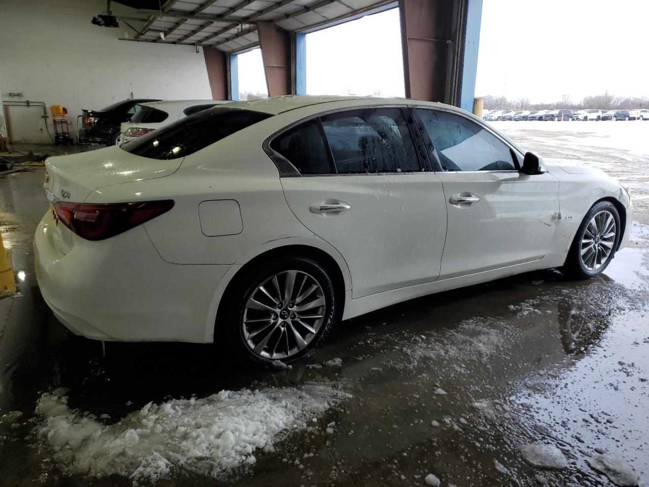 2020 Infiniti Q50 - Image 3