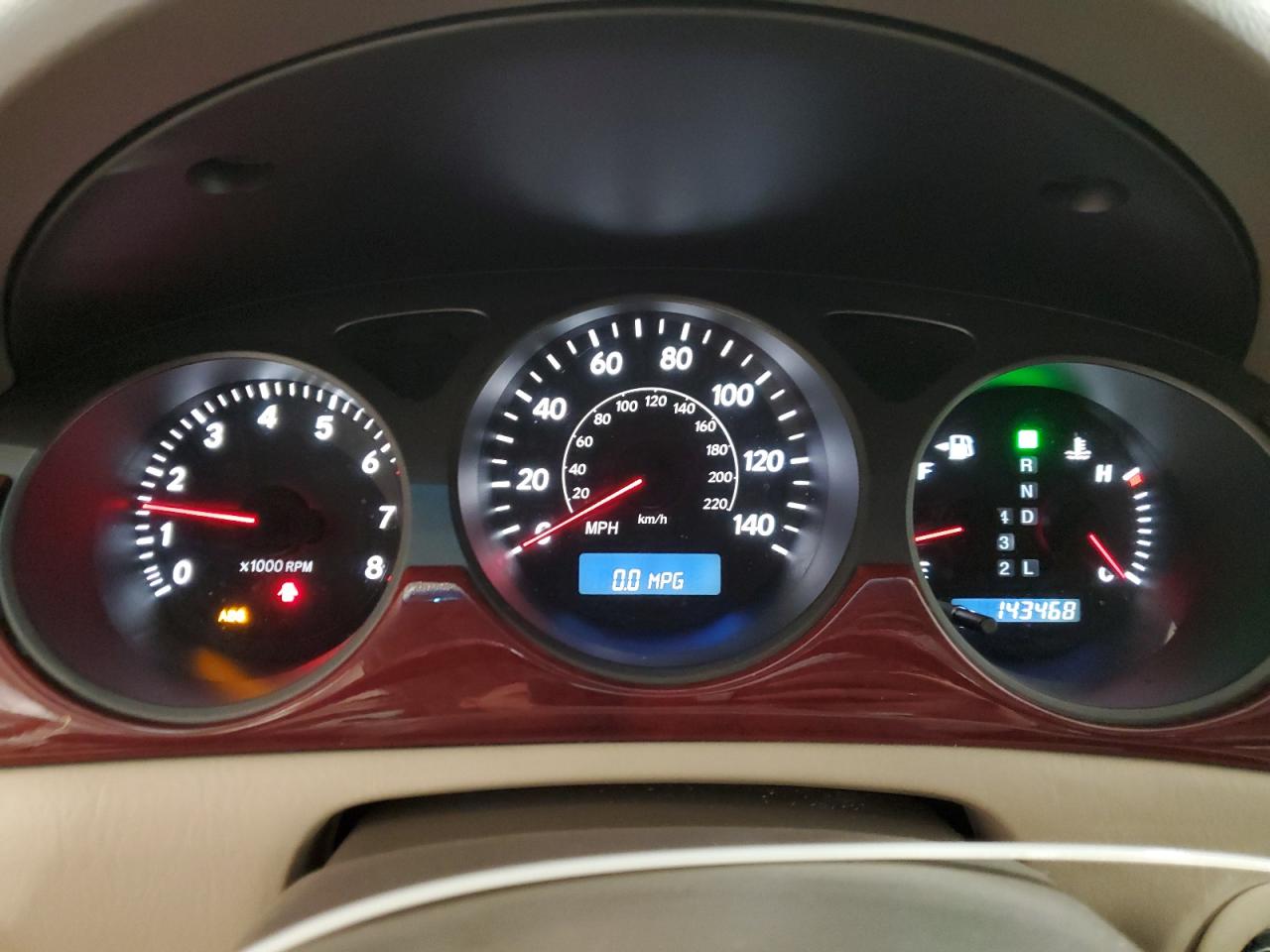 2002 Lexus ES - Image 9