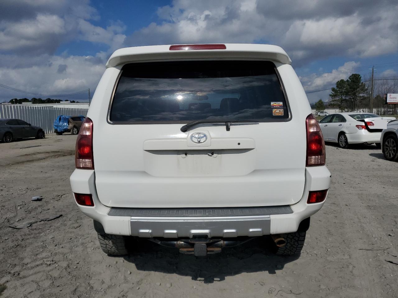 2004 Toyota 4Runner - Image 6