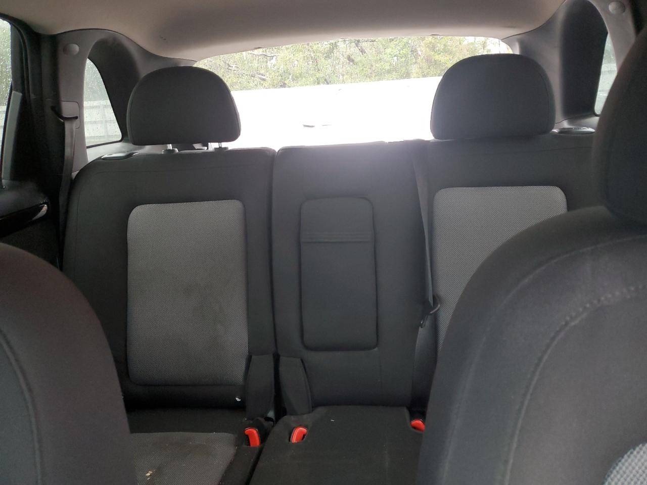 2015 Chevrolet Captiva - Image 10