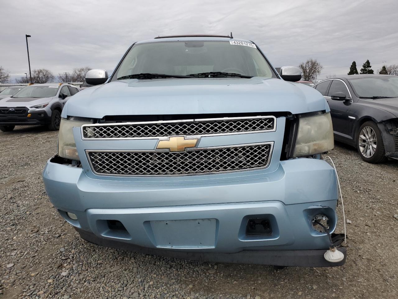 2011 Chevrolet Tahoe - Image 5
