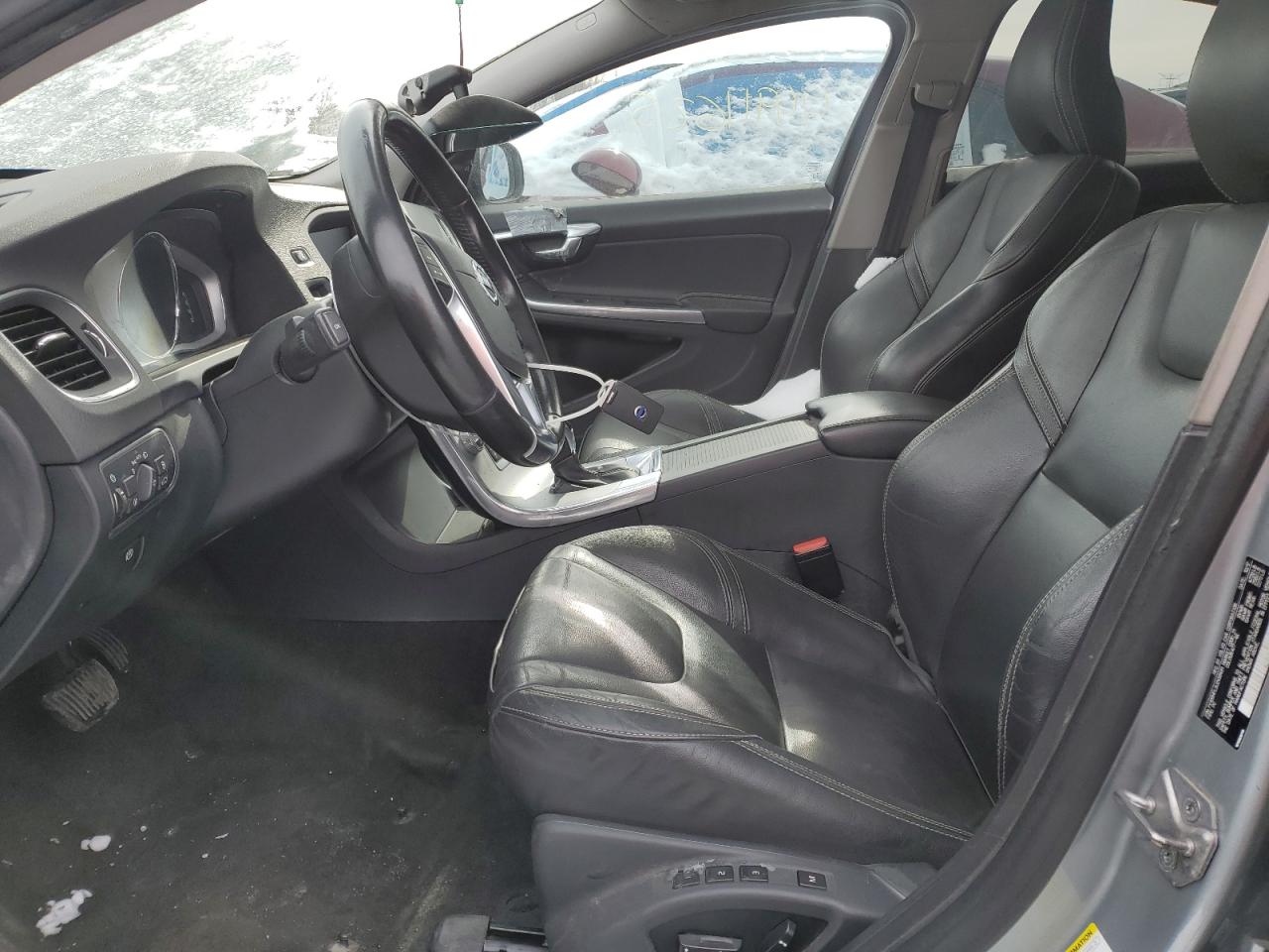 2018 Volvo S60 - Image 7