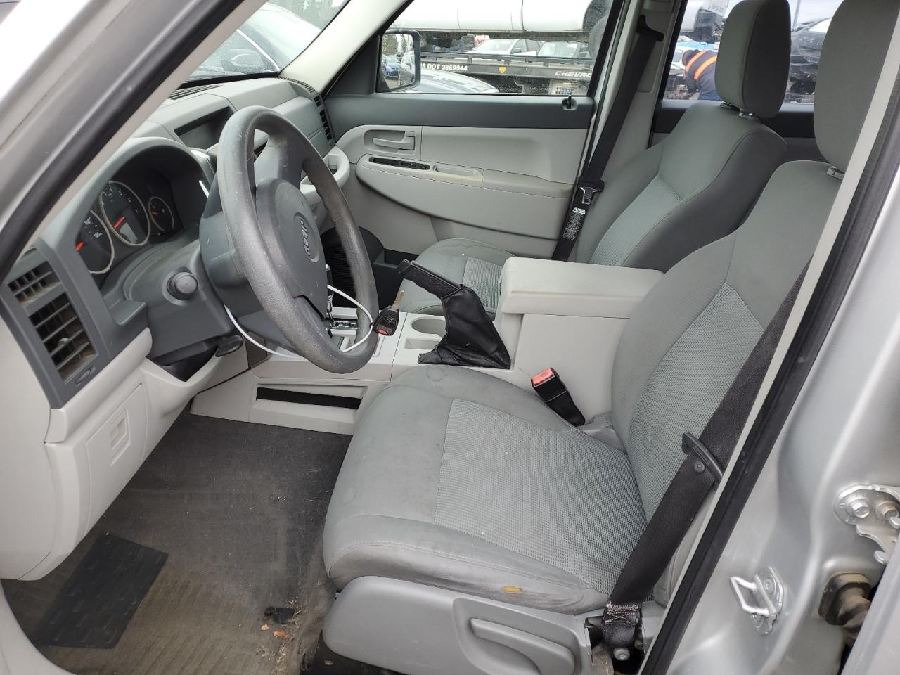 2008 Jeep Liberty (North America) - Image 7