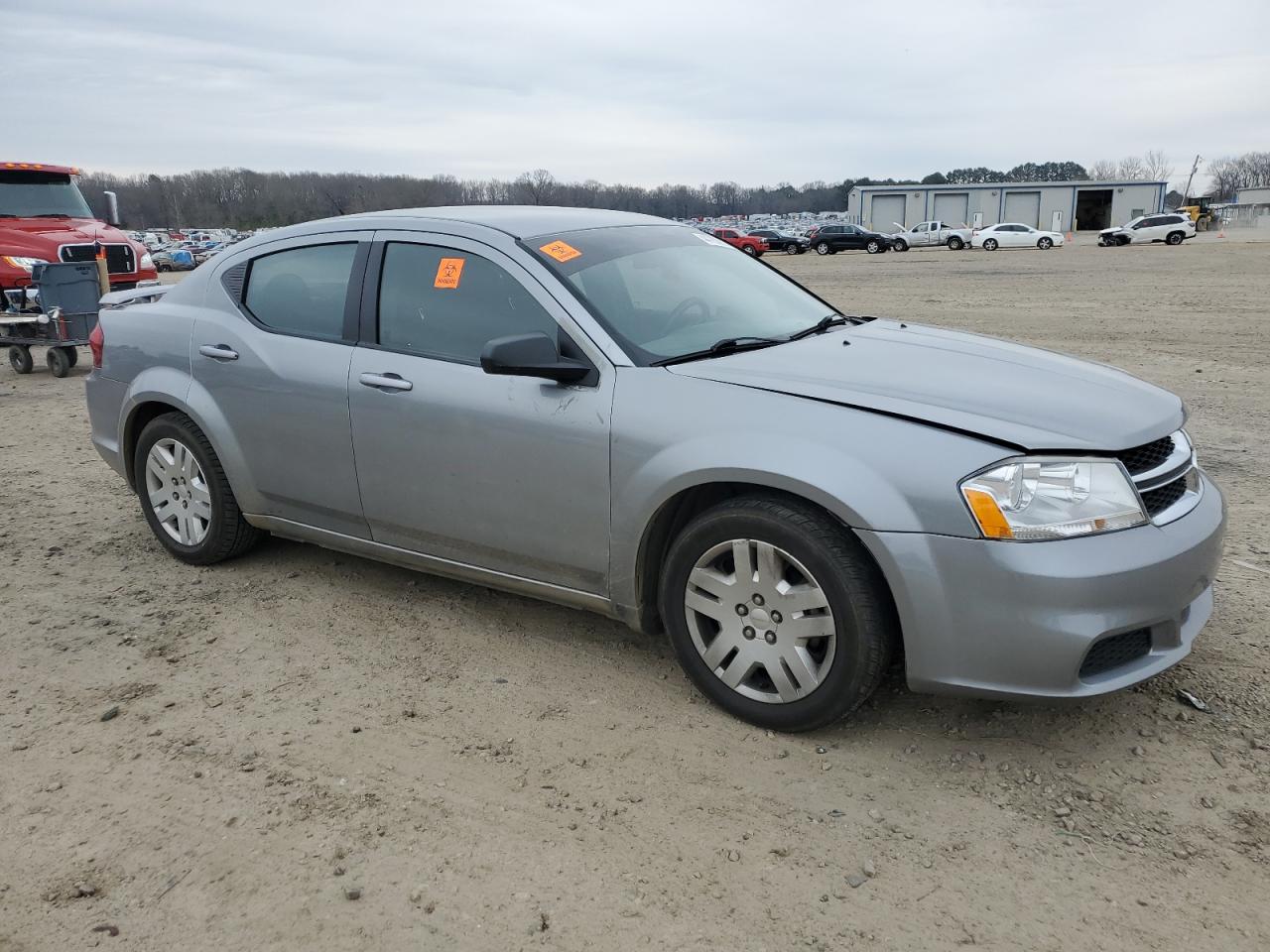 2013 Dodge Avenger - Image 4
