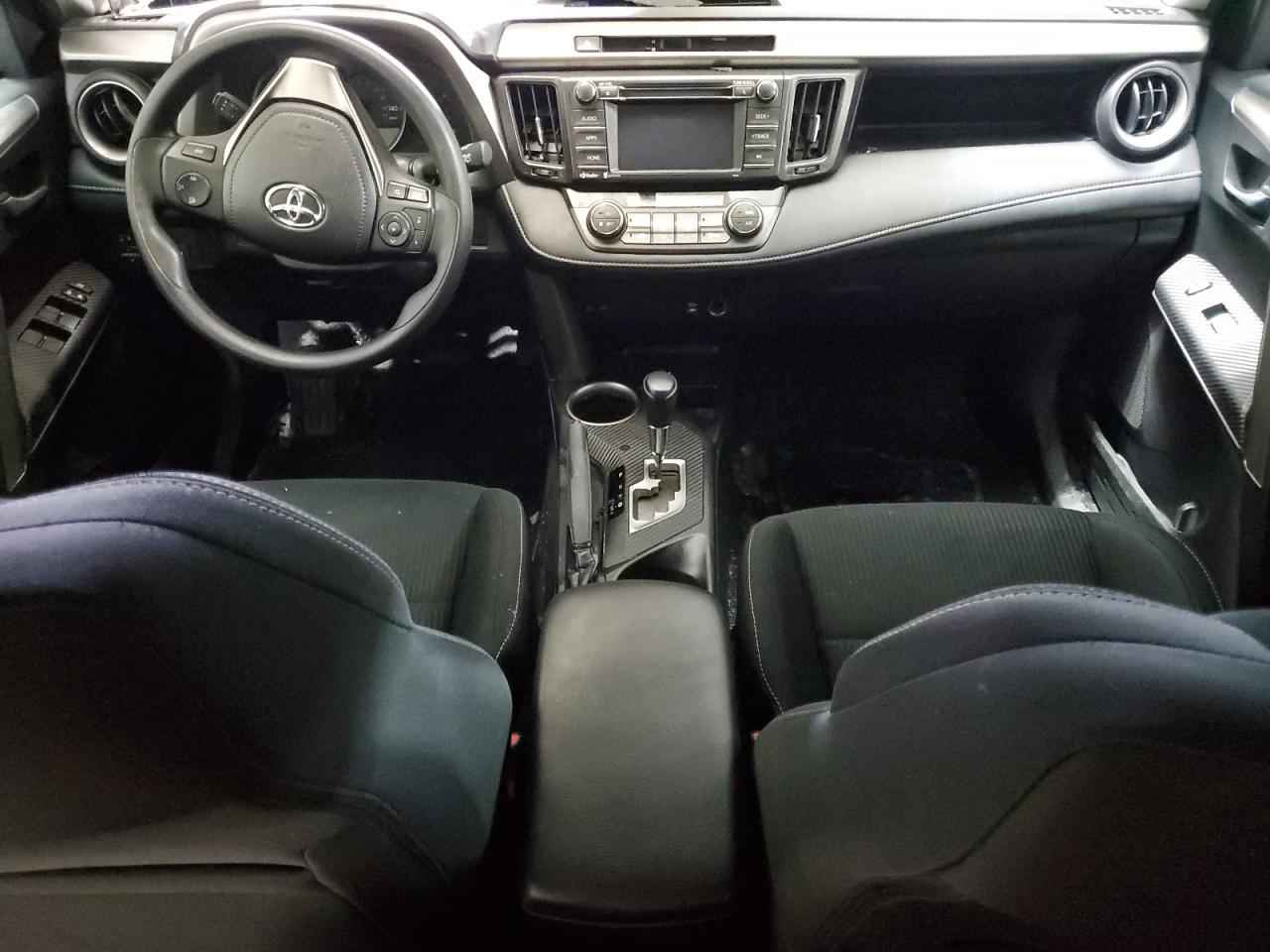 2015 Toyota RAV 4 - Image 8