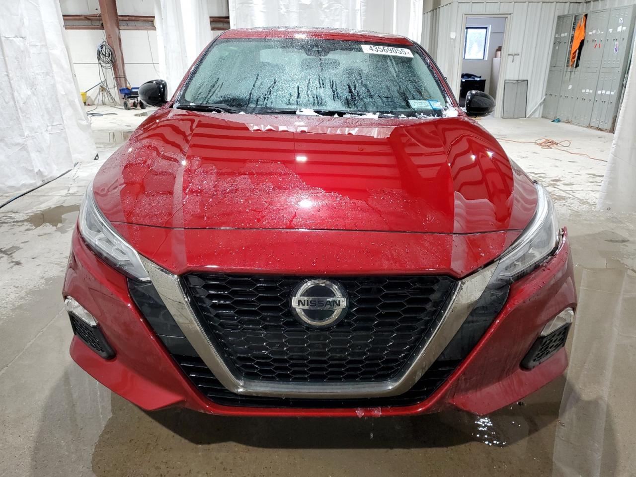 2020 Nissan Altima - Image 5