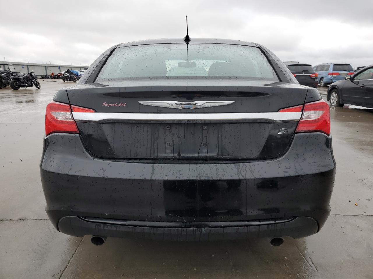 2012 Chrysler 200 - Image 6
