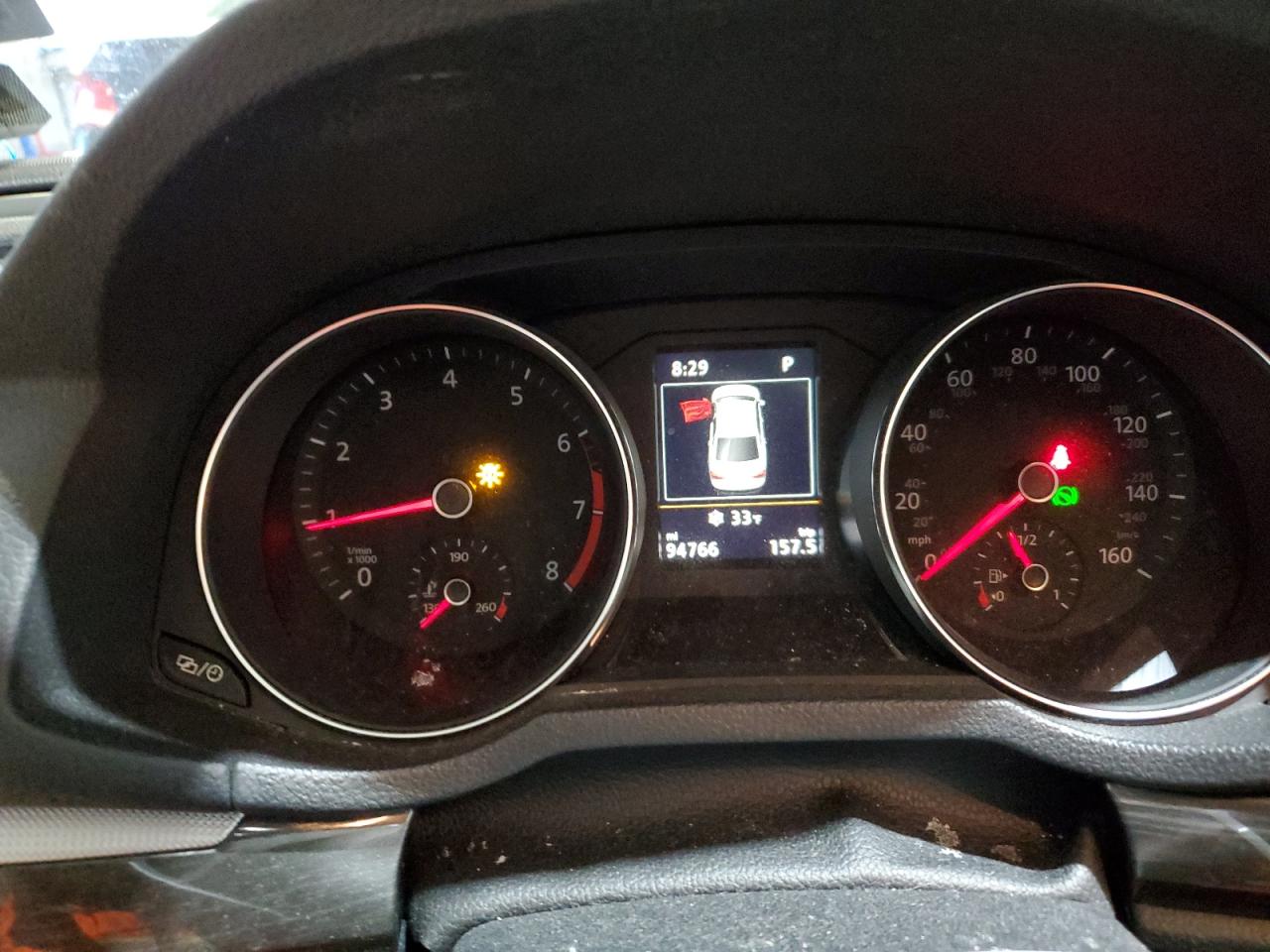 2017 Volkswagen Passat - Image 9