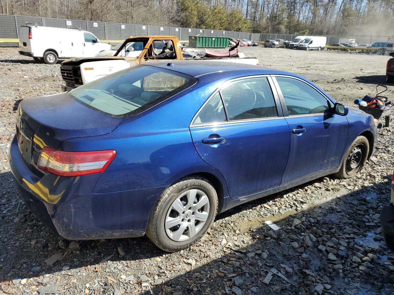 2011 Toyota Camry - Image 3
