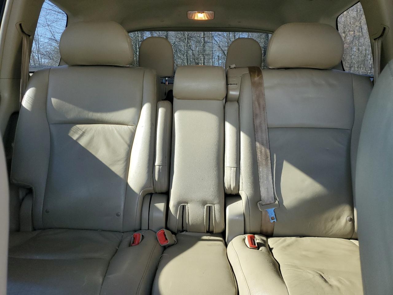 2013 Toyota Highlander - Image 10