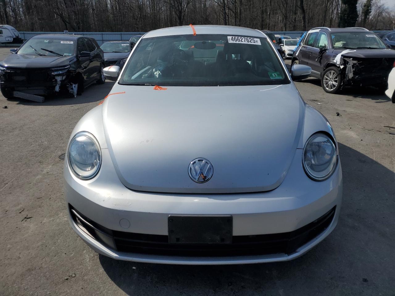 2012 Volkswagen Beetle - Image 5