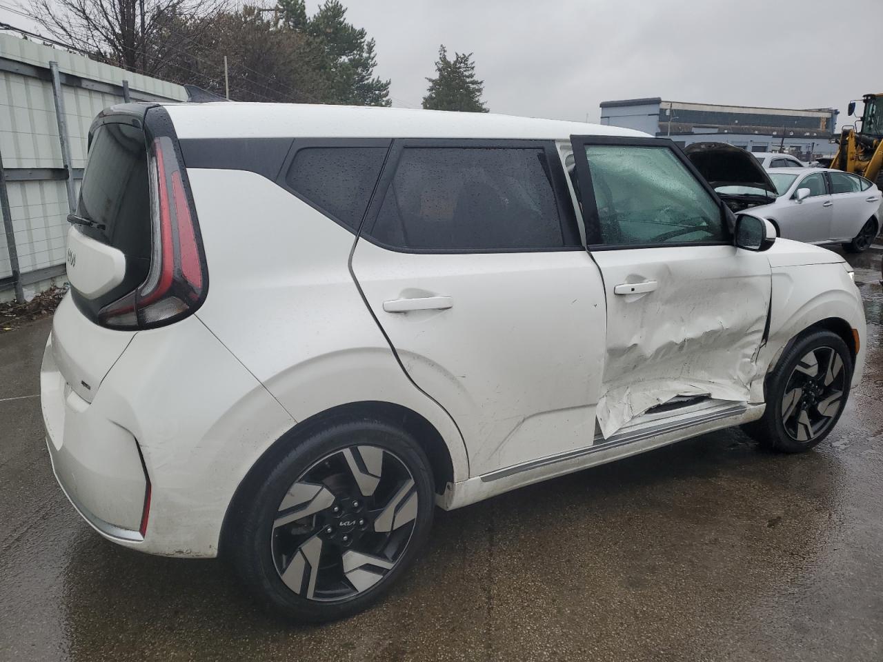 2023 Kia Soul - Image 3
