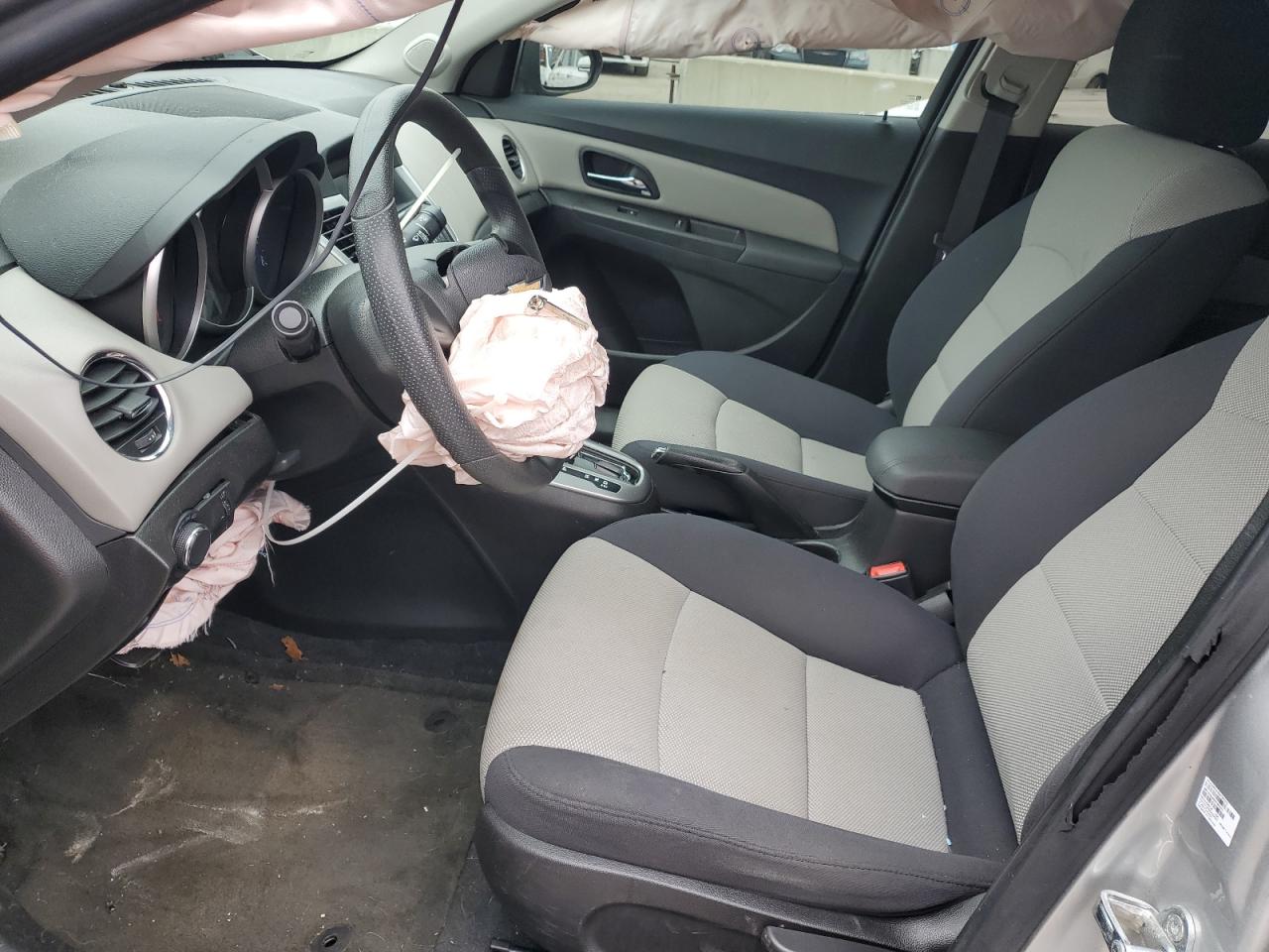 2016 Chevrolet Cruze - Image 7